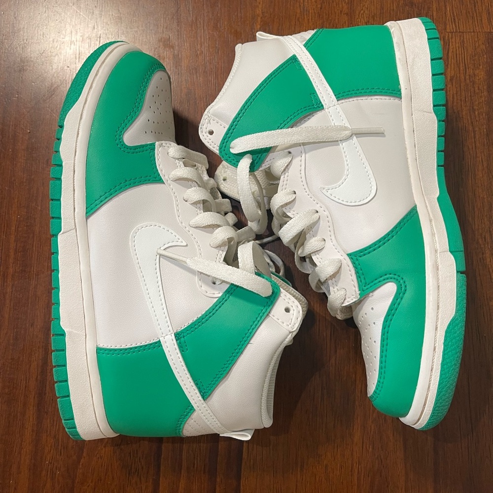 Nike shoes